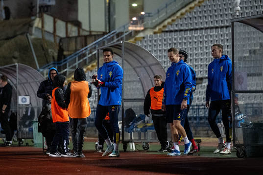Goalkeeper Oliver Dovin, Goalkeeper coach Maths Elfvendal,