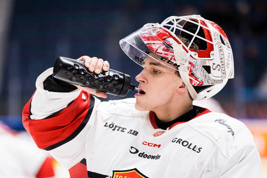 Almtunas målvakt Oliver Håkansson