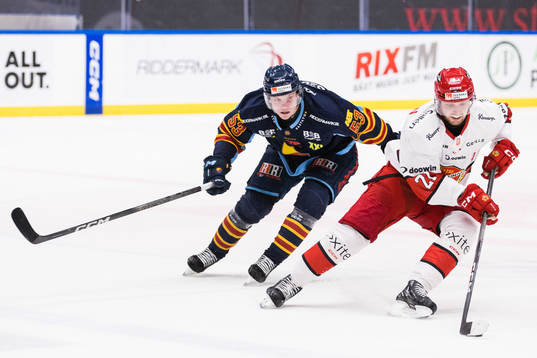 Djurgårdens David Blomgren och Almtunas William Eriksson