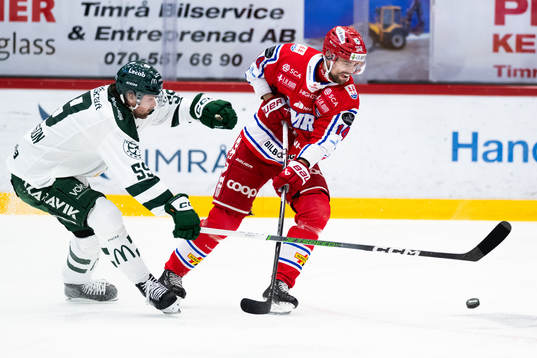 Färjestads Linus Johansson och Timrås Emil Pettersson