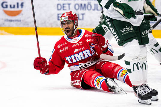 Timrås Jeremy Boyce-Rotevall jublar