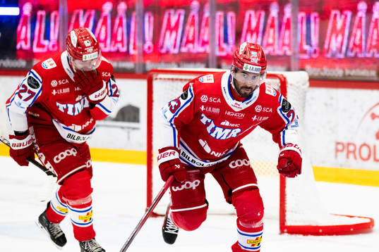 Timrås Jeremy Boyce-Rotevall jublar