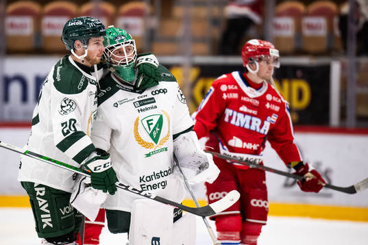 Färjestads Marcus Westfält och Victor Brattström jublar