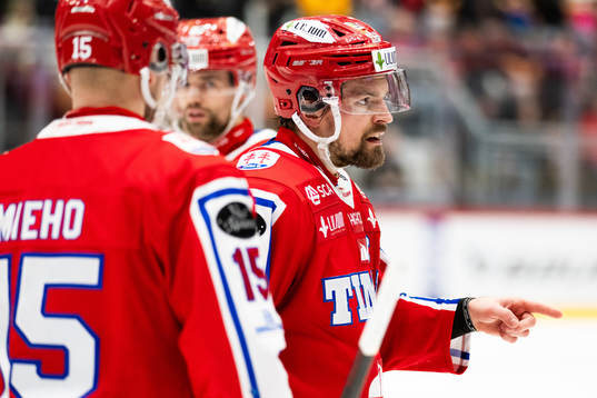 Timrås Anton Lander