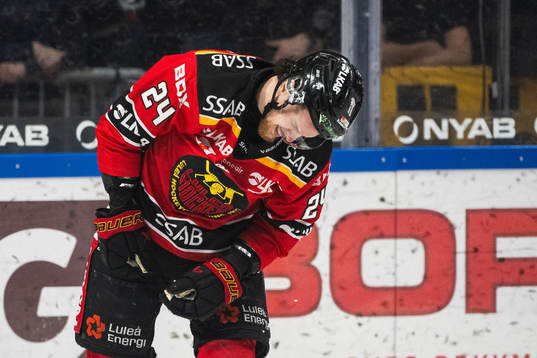 Luleås Brendan Shinnimin har ont