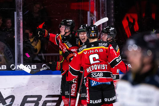 Luleås Jonas Berglund jublar