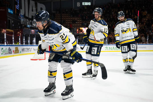 HV71s Mattias Tedenby, Isac Brännström och Oliwer Kaski