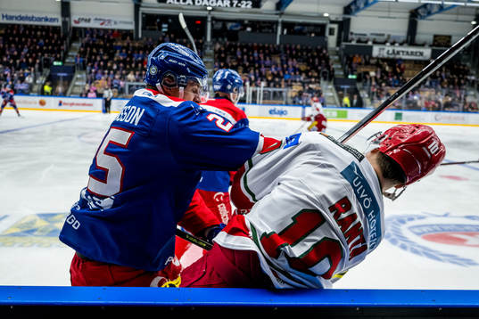 Oskarshamns Johannes Salmonsson och MoDos Sampo Ranta