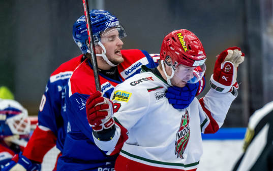 Oskarshamns Rasmus Bengtsson och MoDos Mikkel Aagaard