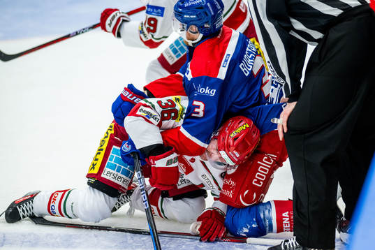 Oskarshamns Niclas Burström och MoDos Sebastian Ohlsson