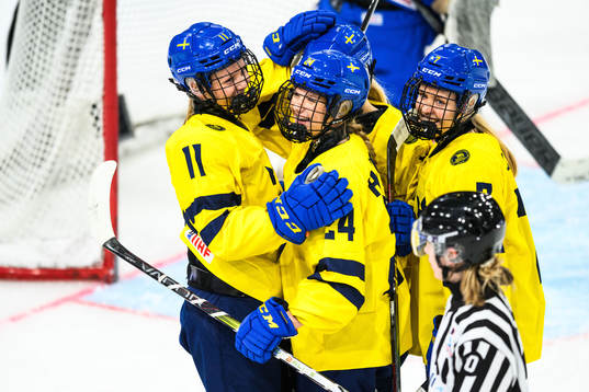 Ella Hellman of Sweden celebrates