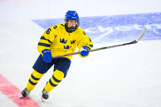 Emilia Bergeby Hallbeck of Sweden