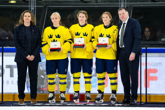 Lubomira Kozanova of Slovakia, Mira Hallin, Hilda Svensson,