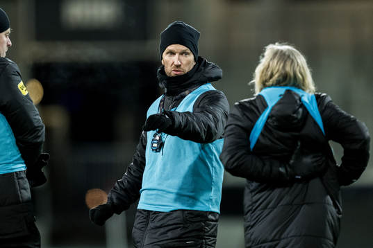 Häckens assisterande tränare Rasmus Lindgren