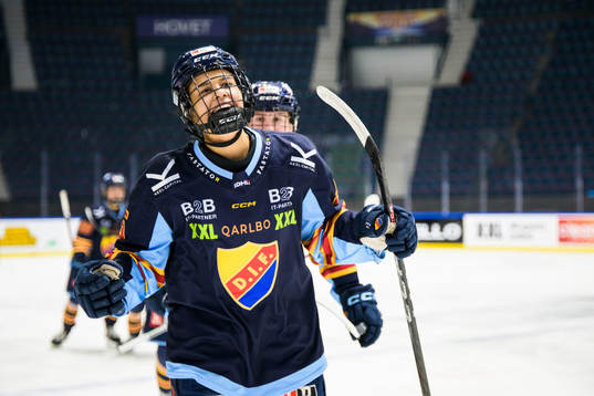 Djurgårdens Olivia Sohrner jublar
