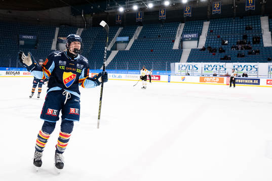 Djurgårdens Anneke Linser jublar
