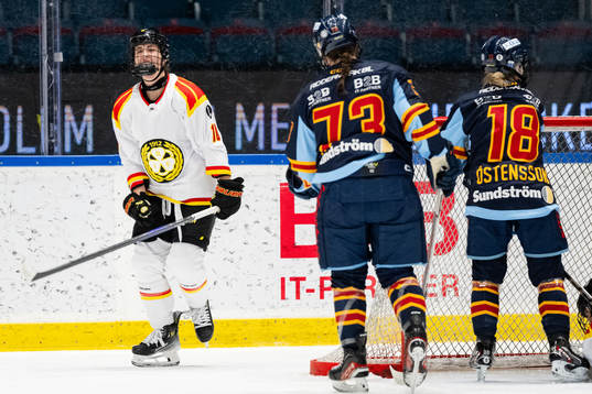 Brynäs Malia Schneider jublar