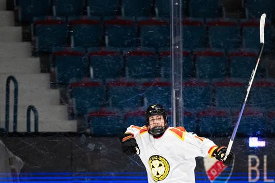 Brynäs Malia Schneider jublar