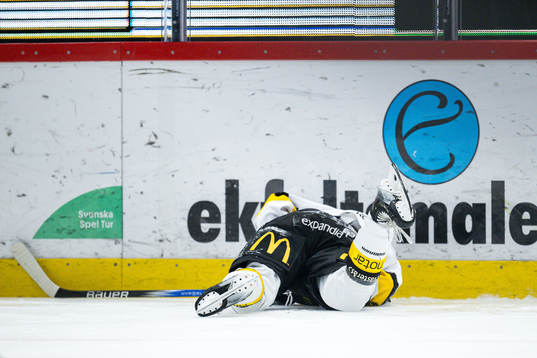 Västerås Markus Oden har ont