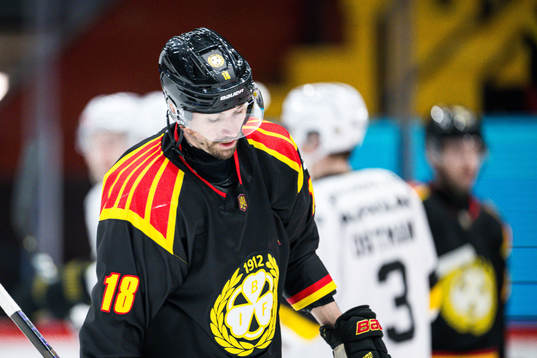 Brynäs Anton Rödin deppar