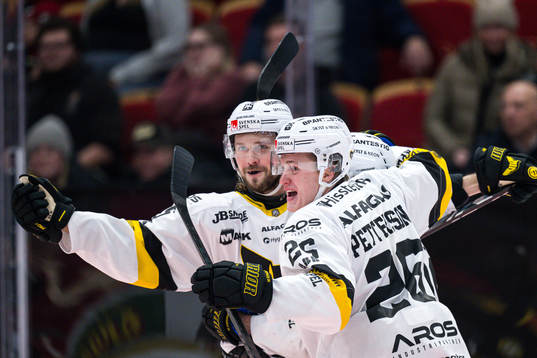 Västerås Marcus Bergman jublar