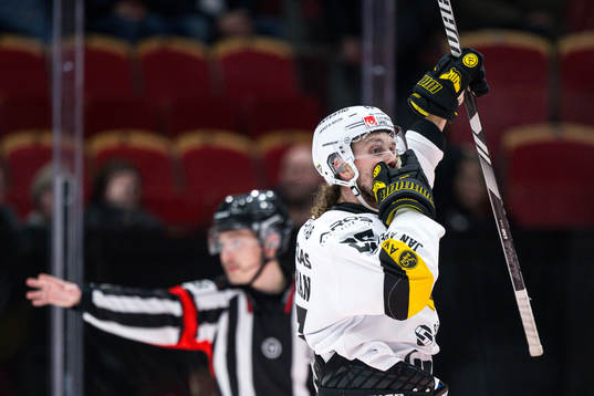 Västerås Marcus Bergman jublar