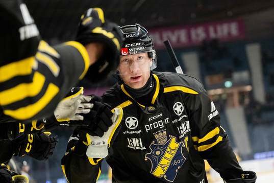 AIKs Richard Gynge jublar
