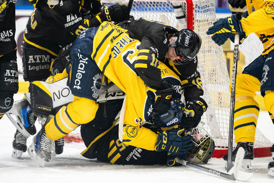 AIKs Ole Einar Egeland Andersen i bråk med Södertäljes