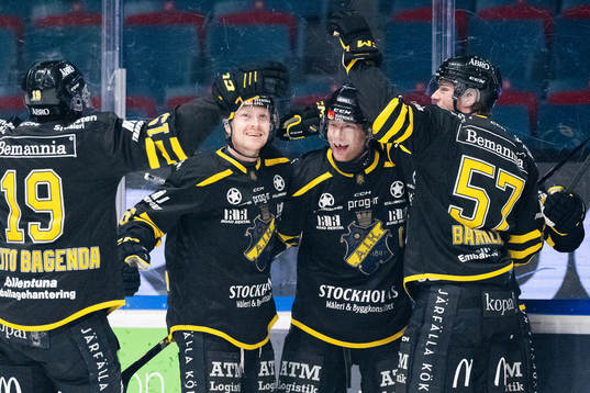 AIKs Richard Gynge jublar