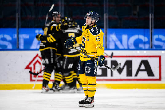 Södertäljes Albin Carlson deppar