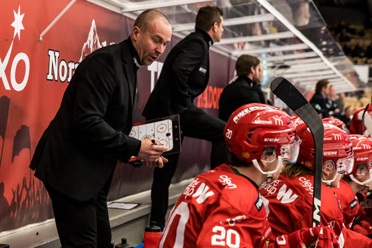 Moras assisterande tränare Tomas Skogs
