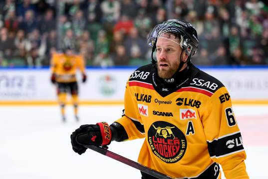 Luleås Linus Omark deppar