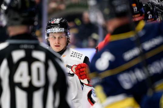 Malmö Redhawks Lauri Pajuniemi jublar