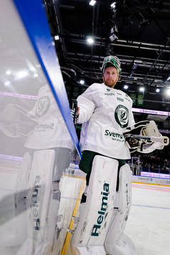 Färjestads målvakt Victor Brattström