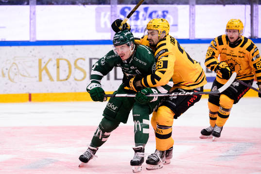 Färjestads Joakim Nygård och Skellefteås Dylan Sikura