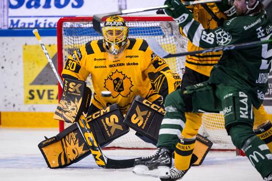 Skellefteås målvakt Gustaf Lindvall