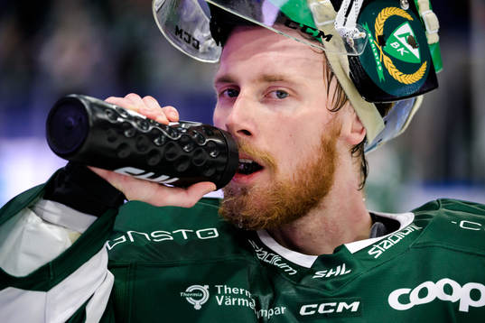 Färjestads målvakt Victor Brattström deppar