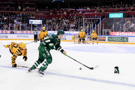 Skellefteås Pär Lindholm och Färjestads Marcus Westfält