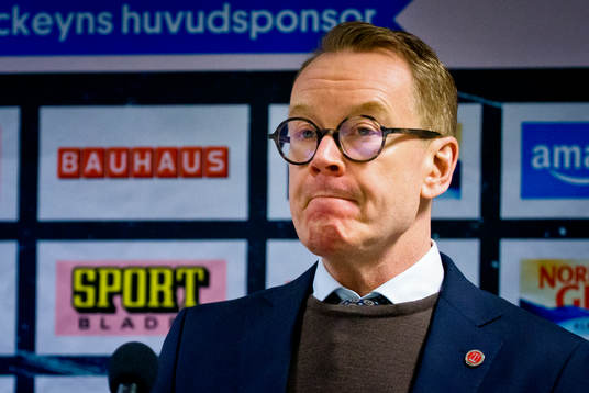 Örebros tränare Niklas Eriksson på presskonferensen
