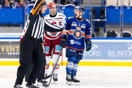 Växjös Brian Cooper blir utvisad