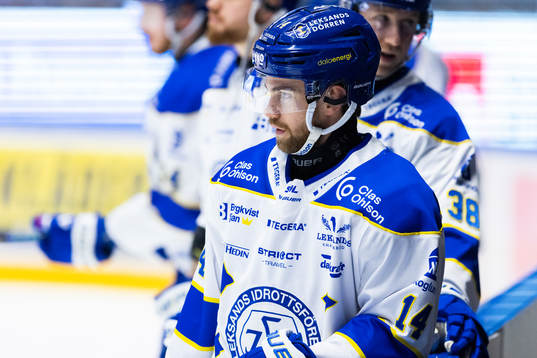 Leksands Oskar Lang på uppvärmningen