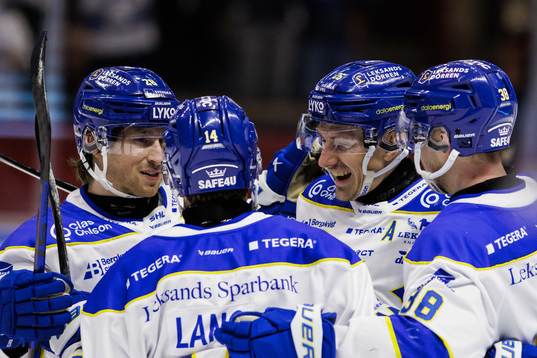 Leksands Oskar Lang jublar