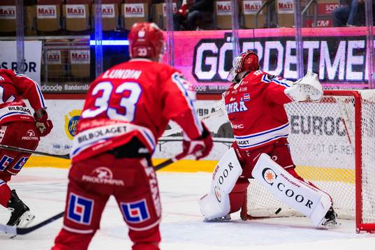 Timrås målvakt Tim Juel släpper in 0-1