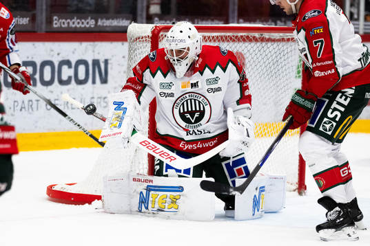 Frölundas målvakt Frans Tuohimaa