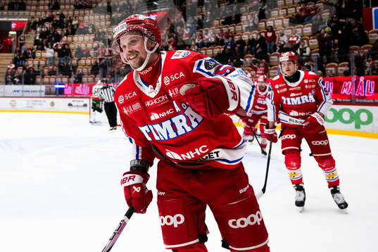 Timrås Jonathan Dahlén jublar