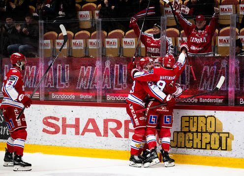 Timrå och Jonathan Dahlén jublar