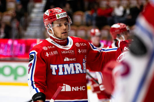 Timrås Anton Wedin jublar