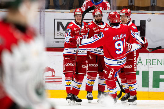 Timrås Axel Rindell jublar