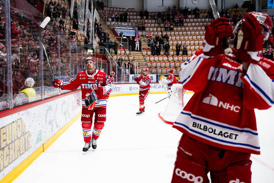Timrås Anton Lander jublar