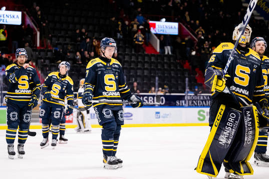 Södertäljes Elias Stenman deppar